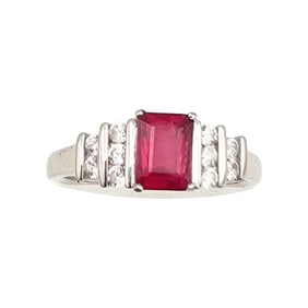STS Ruby Clear Stone Sterling Silver Cocktail Ring Size 8.5 3.8 G