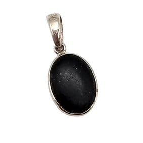 Onyx Sterling Silver Pendant 1.6 G