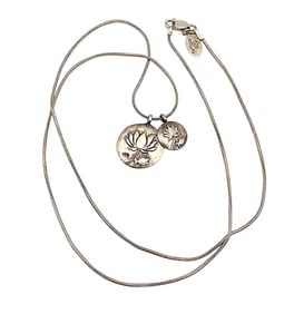Satya Sterling Silver Lotus Flower Necklace 9.6 G