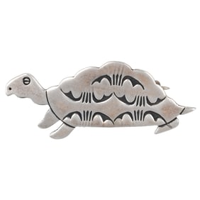Vintage Native American Sterling Turtle Brooch
