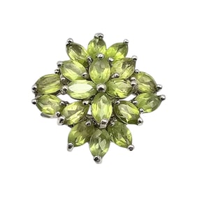 Stauer Peridot Sterling Silver Cocktail Ring Size 7.5 4.4 G
