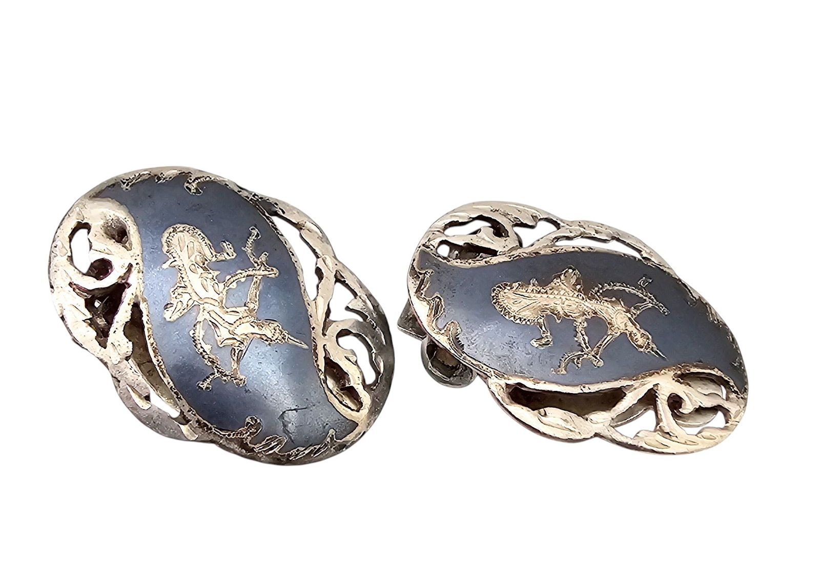 Siam Sterling Silver Etched Earrings 6.4 G (1 of 4)