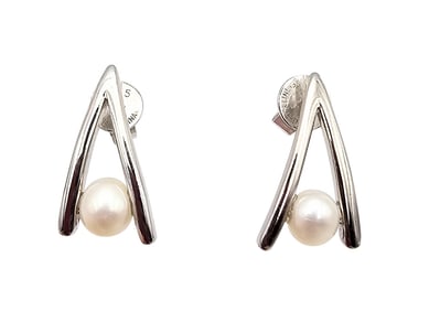 Affinity Pearl Sterling Silver Earrings 3.5 G