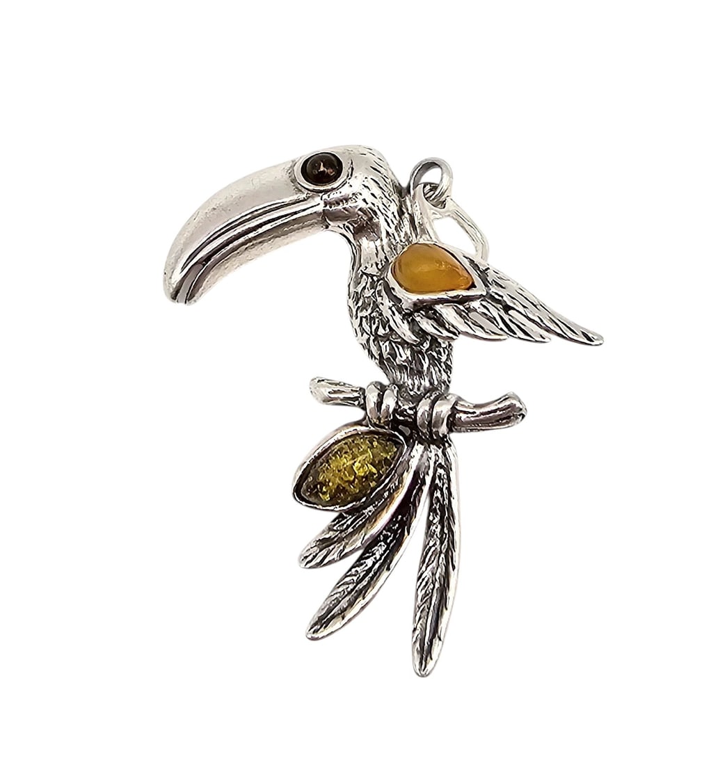 JB Amber Sterling Silver Toucan Bird Pendant 5 G: JB Amber Sterling Silver Toucan Bird Pendant 5 g