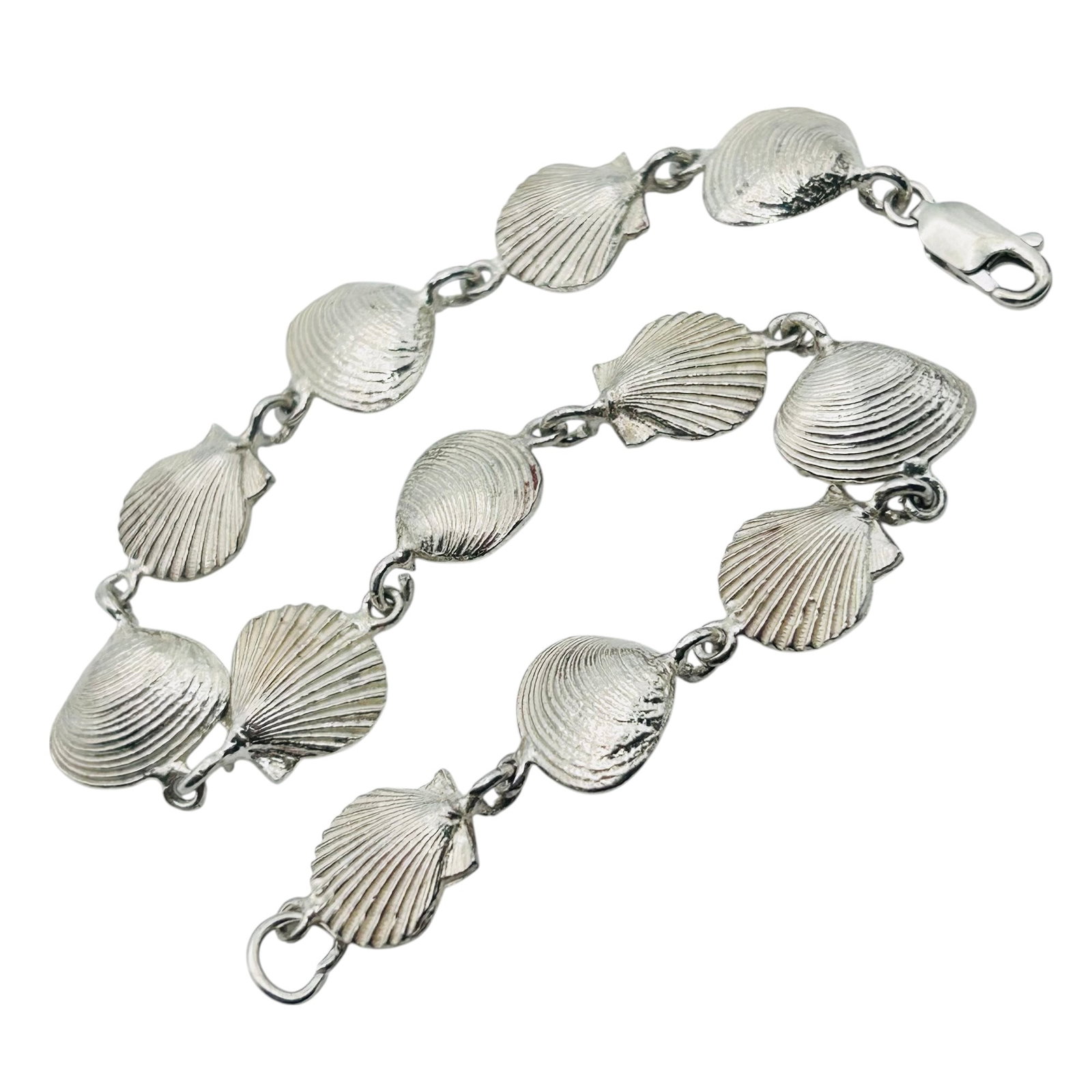 Sterling Seashell Bracelet 9.69 G: Sterling seashell bracelet 9.69 g
