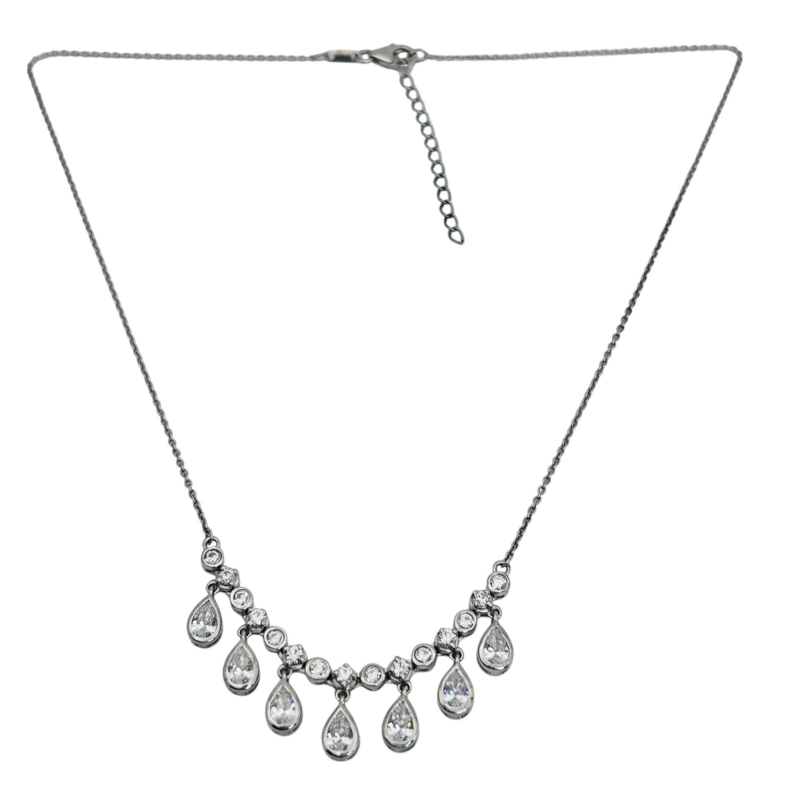 DJOY Sterling Rhinestone Necklace 10.64 G: DJOY sterling rhinestone necklace 10.64 g
