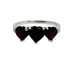 Garnet Sterling Heart Ring Size 8, 2.74 G