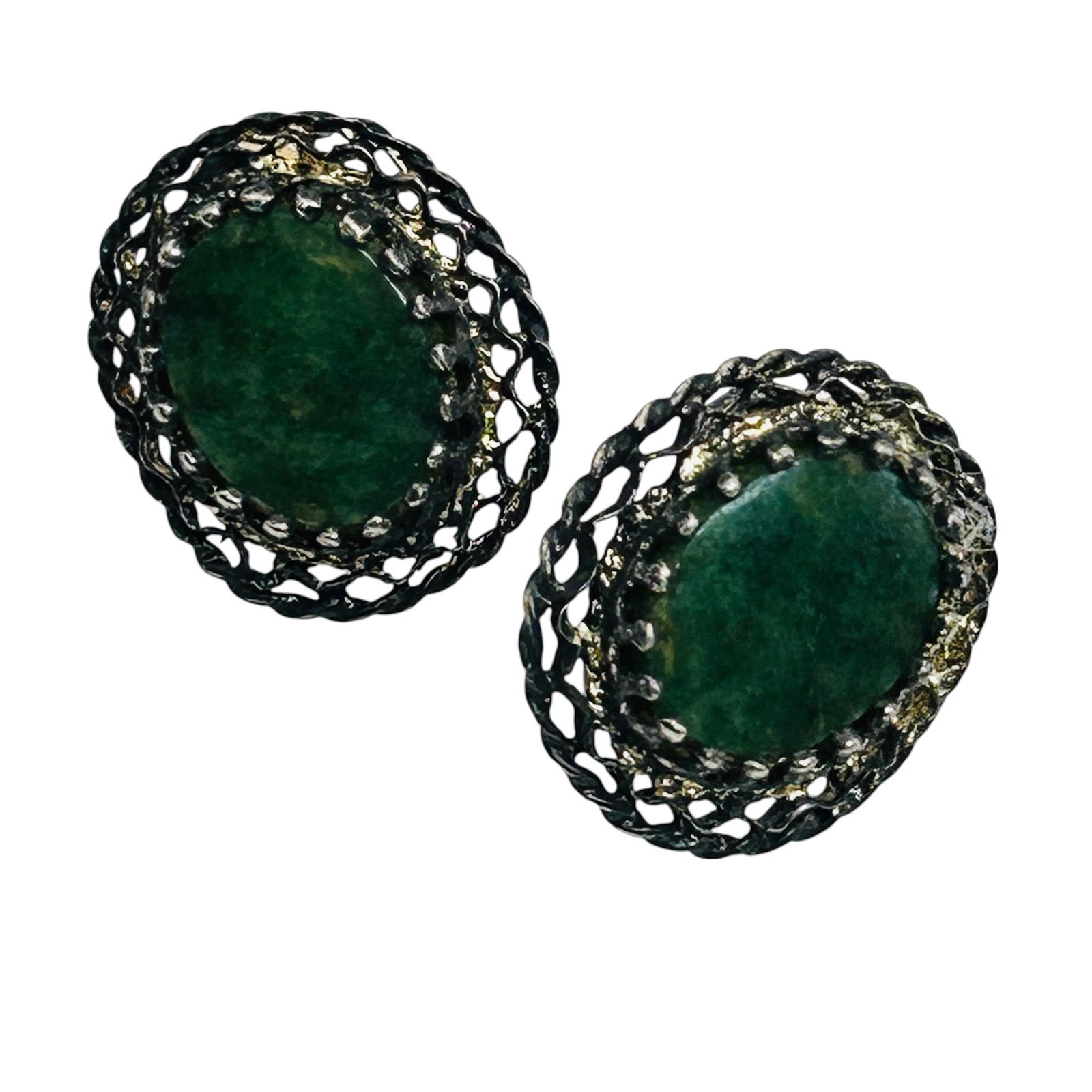 Emerald Sterling Screwback Earrings 4.32 G: Emerald Sterling screwback earrings 4.32 g