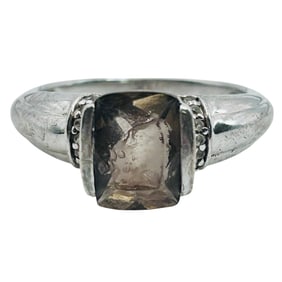 QJ Quartz Sterling Ring Size 7, 3.38 G