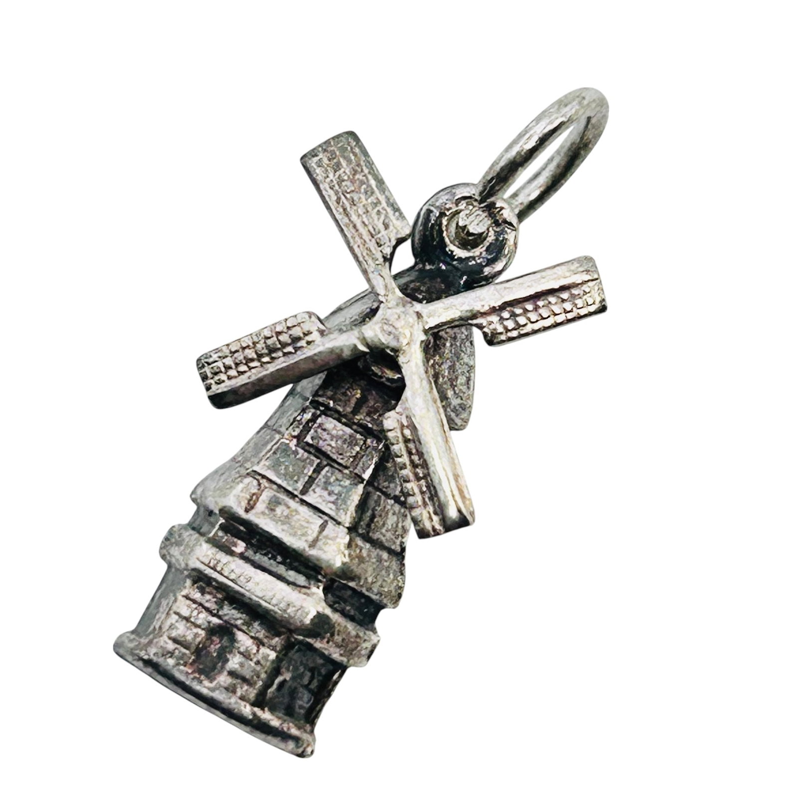 Sterling Windmill Pendant .97 G: Sterling windmill pendant .97 g