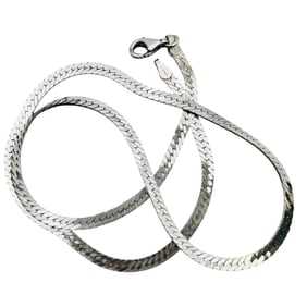 Italy, Sterling Flat Snake Chain Necklace 8.48 G