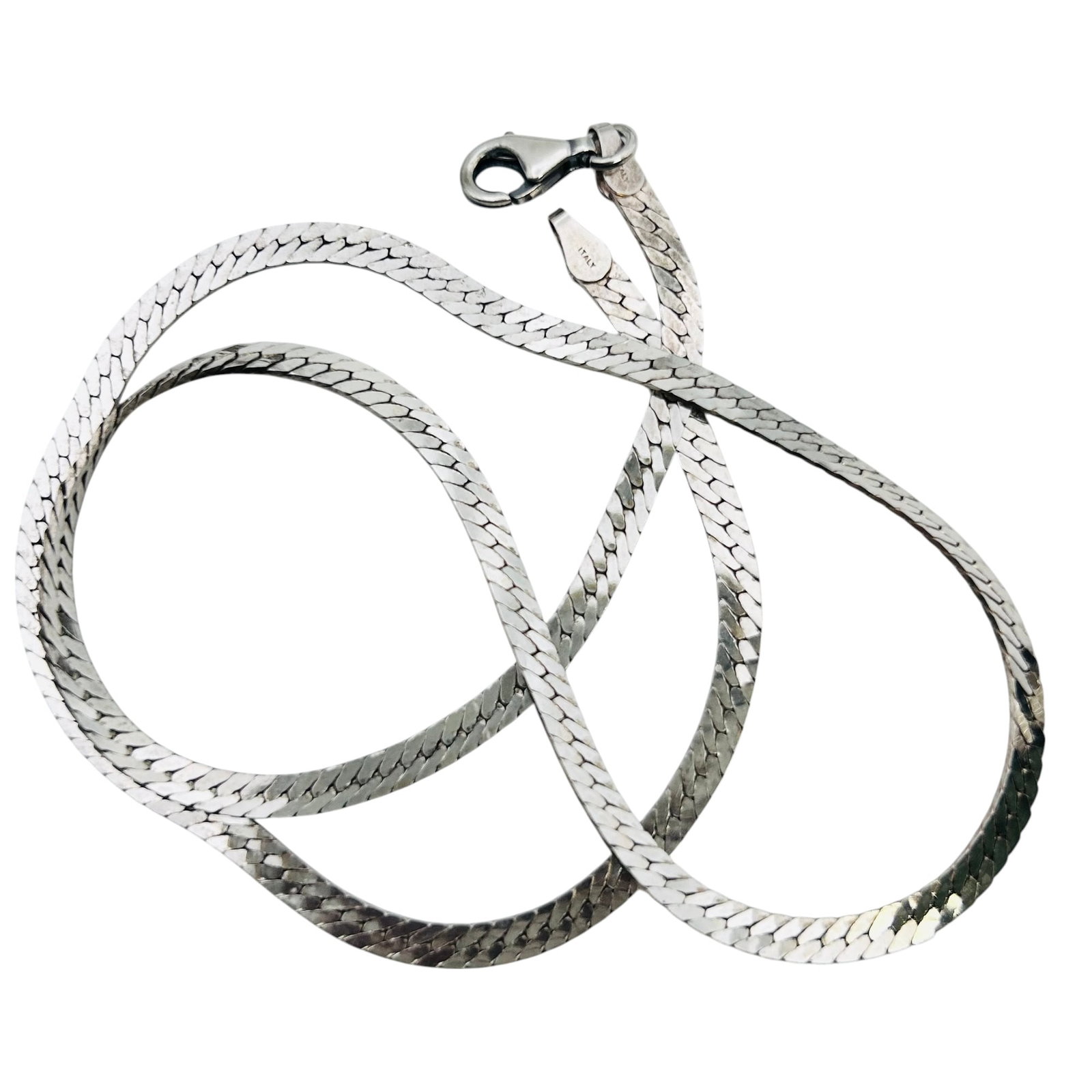 Italy, Sterling Flat Snake Chain Necklace 8.48 G: Italy Sterling flat snake chain necklace 8.48 g