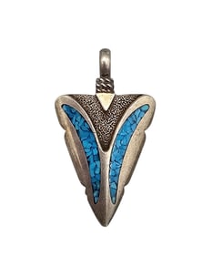 Signed Native Crushed Turquoise Sterling Silver Arrowhead Pendant 3.4 G