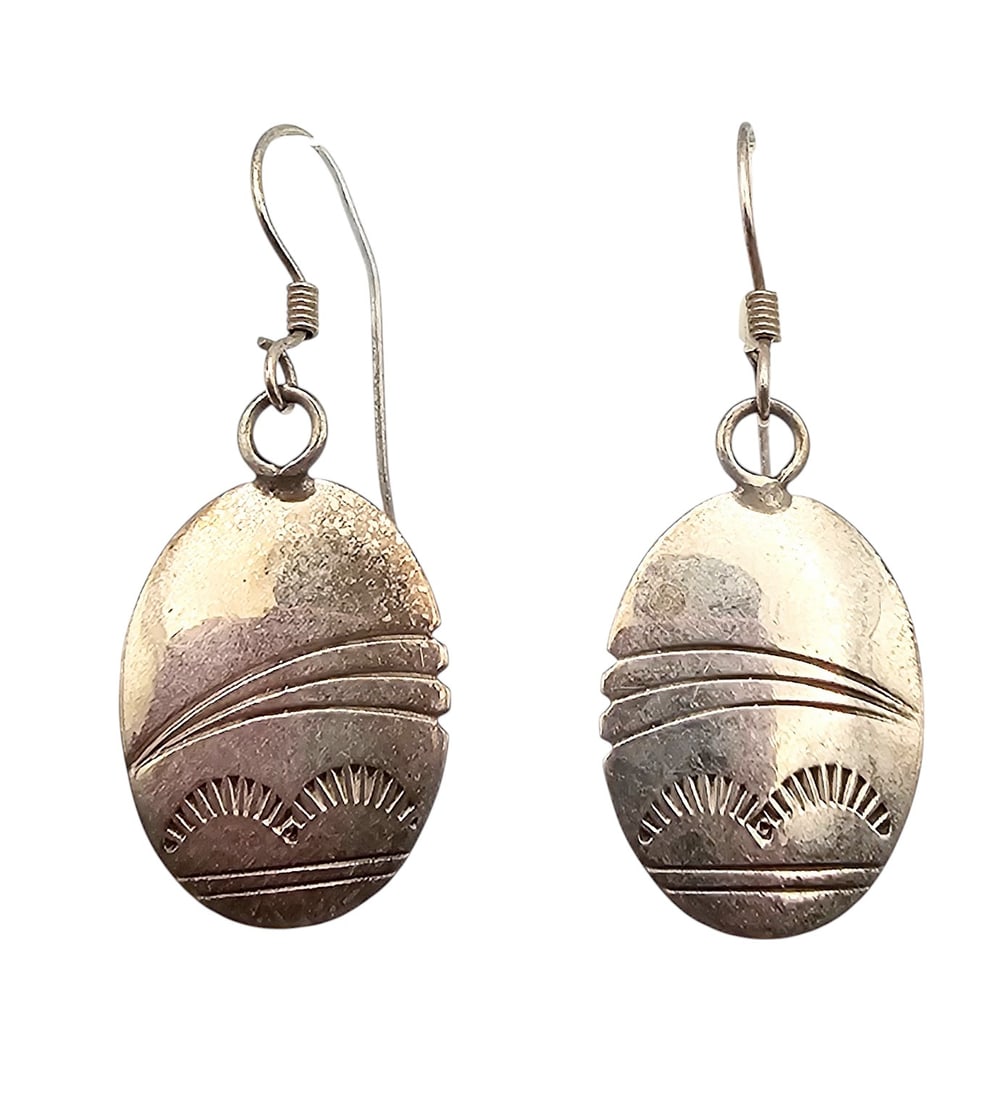 Herbert Cayatineto Navajo Sterling Silver Stamp Work Dangle Earrings 2.8 G (1 of 4)