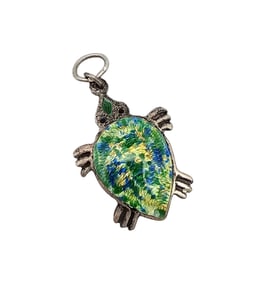 Mexico Enamel Sterling Silver Turtle Pendant 2.4 G