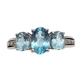 Rhinestone Sterling Silver Cocktail Ring Size 6.75 2.4 G