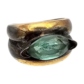 Signed Light Green Gemstone Gold Over Sterling Silver Cocktail Ring Size 6.25 8.8 G
