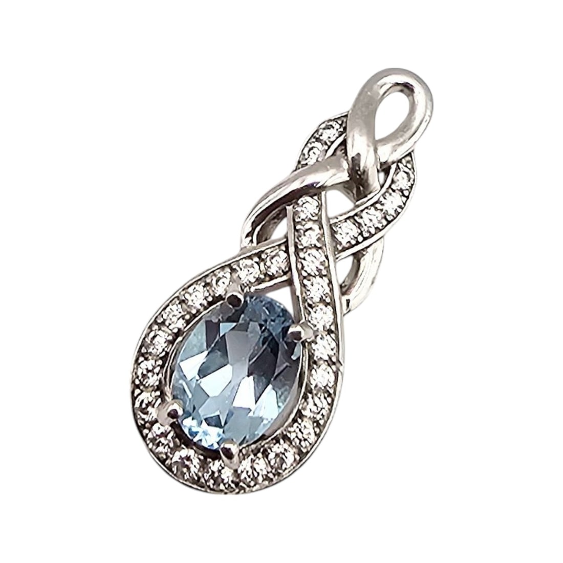 Topaz Sterling Silver Pendant 2.5 G: Topaz Sterling Silver Pendant 2.5 G