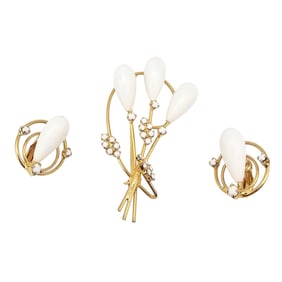 Vintage White Rhinestone Gold Tone Leaf Brooch Earrings Set