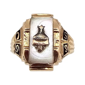 LGB 10K Gold Mother Of Pearl Class Ring Size 6.25 5 G