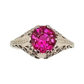 Vintage 14K White Gold Ruby Filigree Ring Size 6.5 2.8 G Approximately 1 TCW