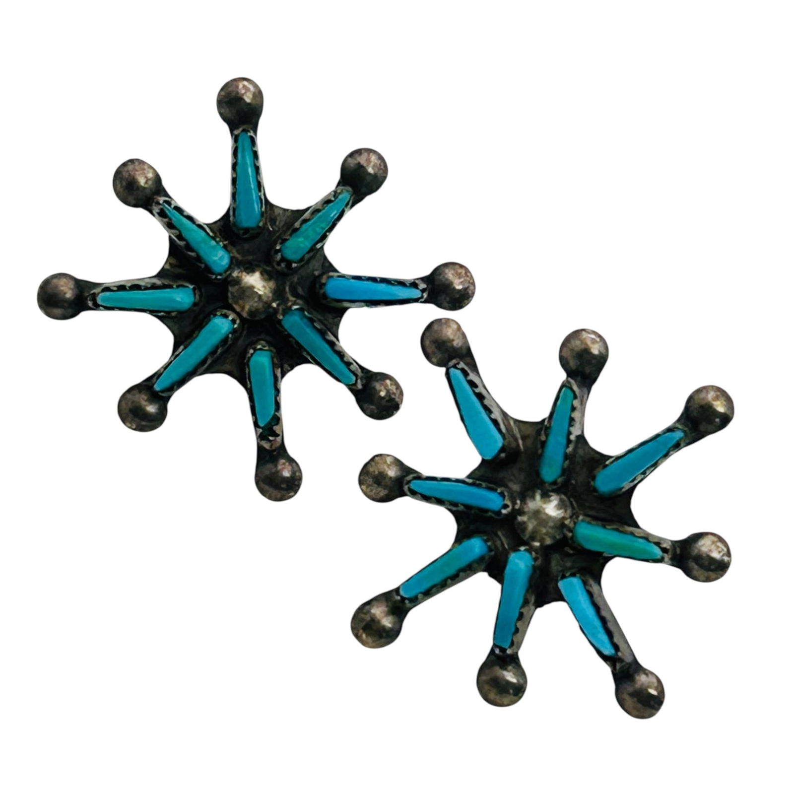 ZUNI Turquoise Needlepoint Sterling Earrings 2.15 G (1 of 6)