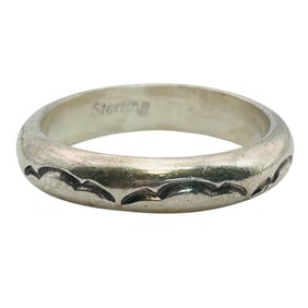 Navajo Sterling Carved Band Size 7, 3.83g