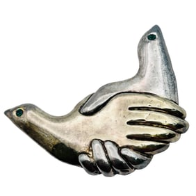 ASHBY Sterling Holding Hands, Brooch Or Pendant 14 G