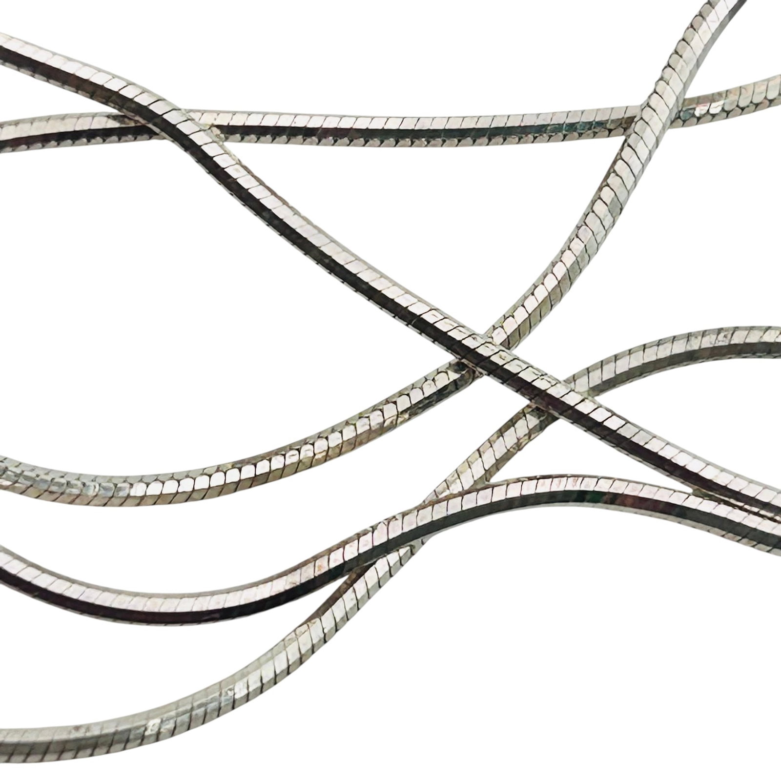 AGI Italy, Sterling Round Snake Chain Necklace 3.55 G: AGI Italy Sterling round snake chain necklace 3.55 g