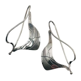 SOUTHWEST Signed Sterling Hook Earrings, Etched Detail 2.41 G