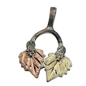 10 K Gold And Sterling Black Hills Gold Pendant 1.61 G