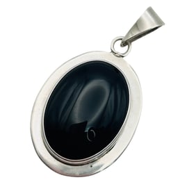 Mexico, ONYX Sterling Oval Pendant 17.14 G
