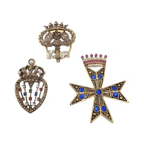 Vintage Lot 3 Different Style Crown Brooches