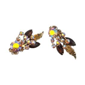 Beau Jewel Poured Glass Rhinestone Earrings