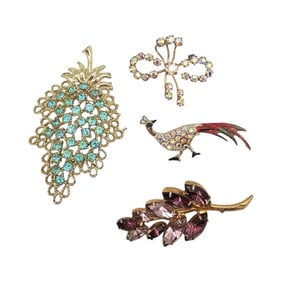 Vintage Lot 4 Rhinestone Brooches
