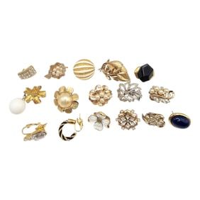 Lot Crown Trifari Mismatch Earrings