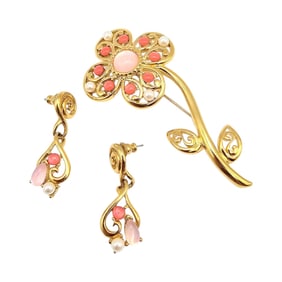 Trifari Gold Tone Faux Pearl Pink Flower Brooch Earrings Set