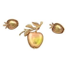 Sarah Coventry Gold Tone Apple Brooch Earrings Set