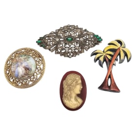 Lot Four Vintage Brooches