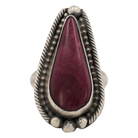 John Skeets Navajo Sterling Silver Spiny Oyster Cabochon Ring
