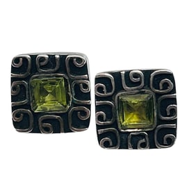 Peridot Sterling Square Stud Earrings 2.5 G