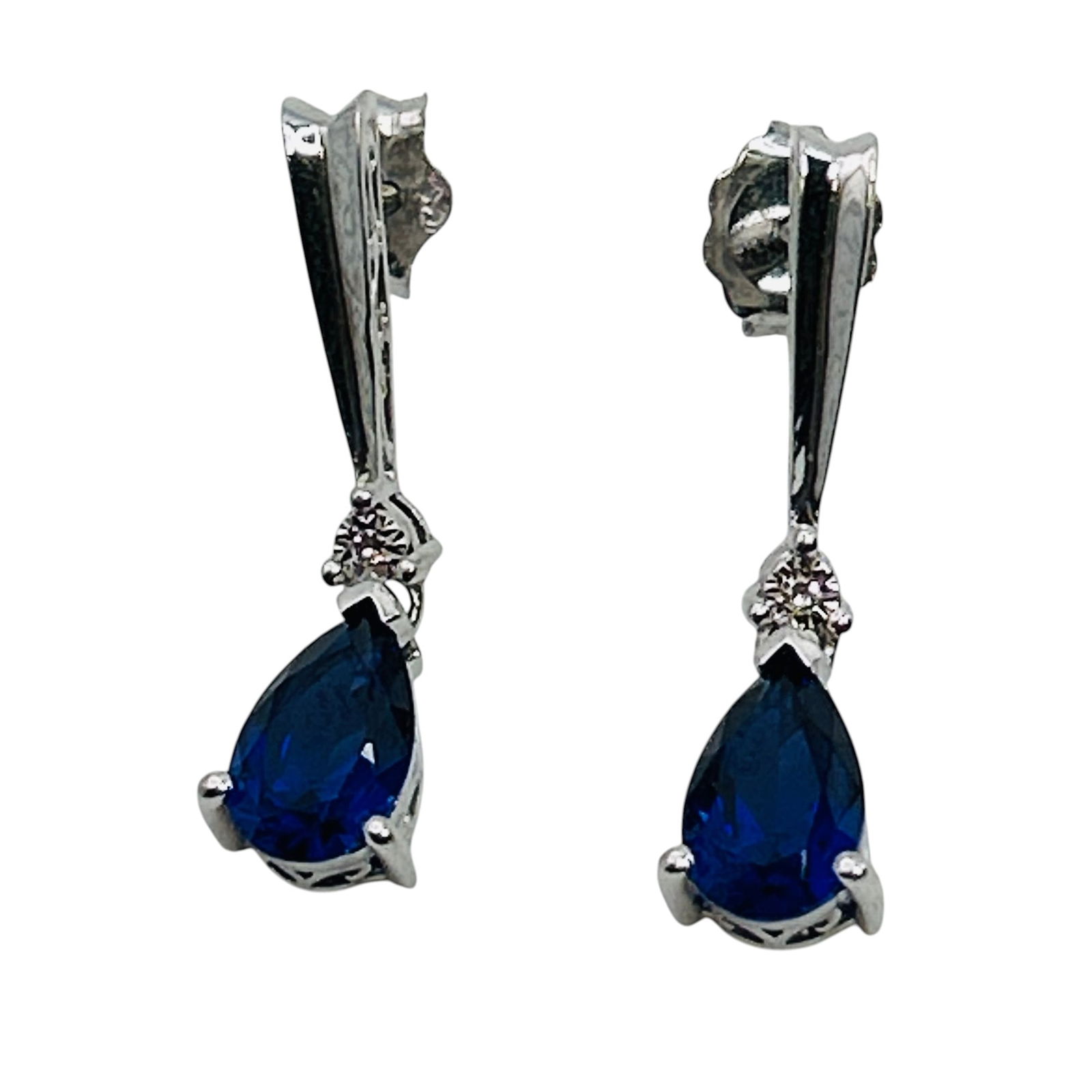 AV Sapphire, Sterling Dangle Pushback Earrings 2.48 G (1 of 6)