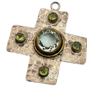 Signed Aqua and sterling Cross pendant 9.07 g