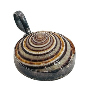 Sterling Shell Pendant 6.49 G