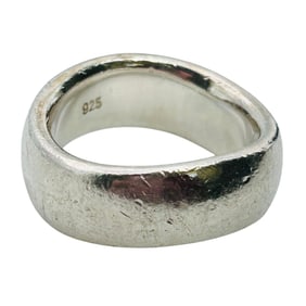 American Eagle Solid Sterling  Curved Band Ring Size 6, 10.36g