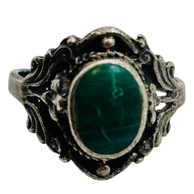 Malachite  Sterling Ring Size 7.5, 4.19 G