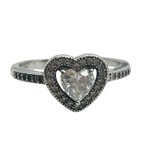 DL Rhinestone Sterling Heart Ring Size 6.5, 2.77 G