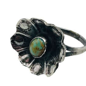 Navajo Sterling Turquoise Flower Ring Size 5, 2.38 G.