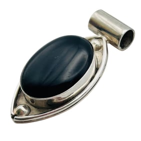 Taxco TH-18 Mexico, Sterling Teardrop Black Stone Pendant 20.52 G