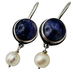Wanda Lobito Sterling Pearl Dangle Earring 6.5